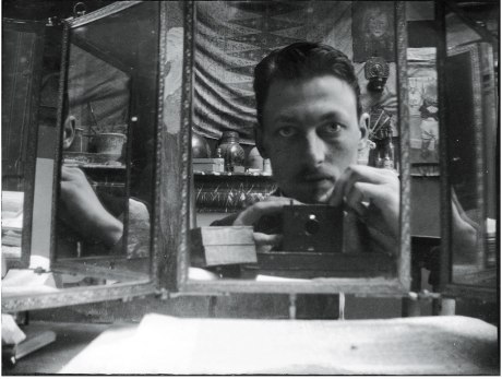 Belgian painter Henri Evenepoel took a selfie, 1898